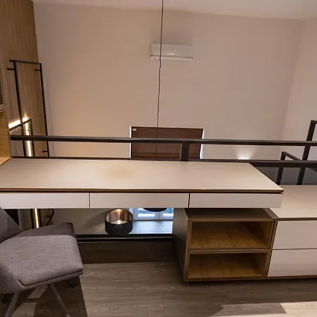 Duke Apartment