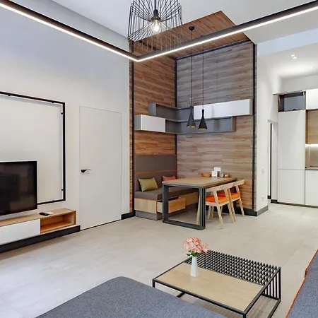 Duke Apartment *
